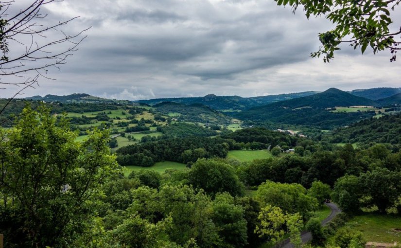 Des poignards dans les sourires · Cécile&nbsp;Cabanac