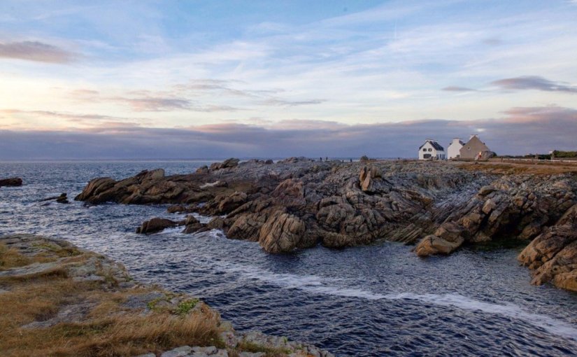 Loin, à l&rsquo;ouest · Delphine&nbsp;Coulin
